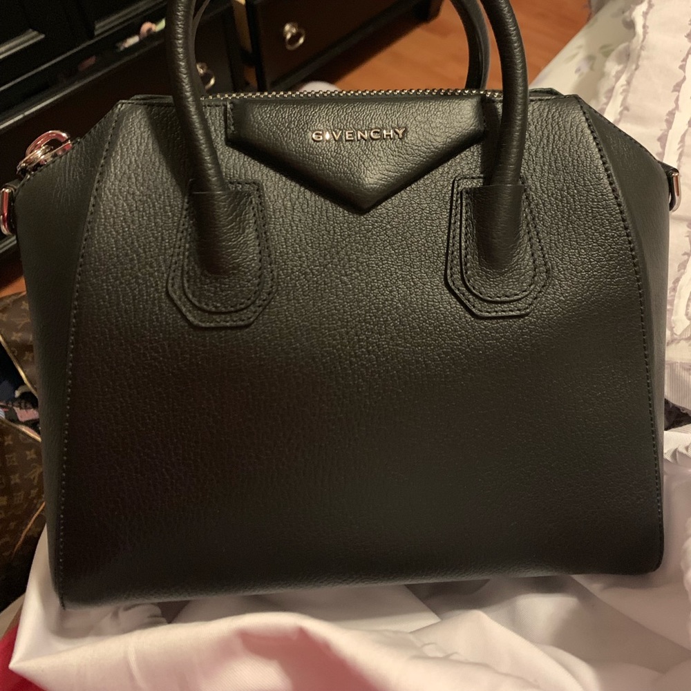 NEW Givenchy Antigona bag